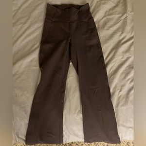 Lululemon yoga pants